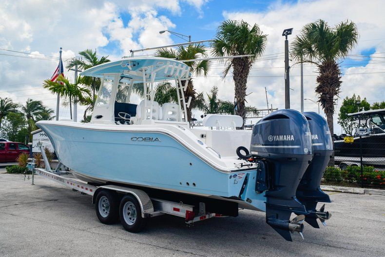 Thumbnail 5 for New 2020 Cobia 301 CC Center Console boat for sale in West Palm Beach, FL