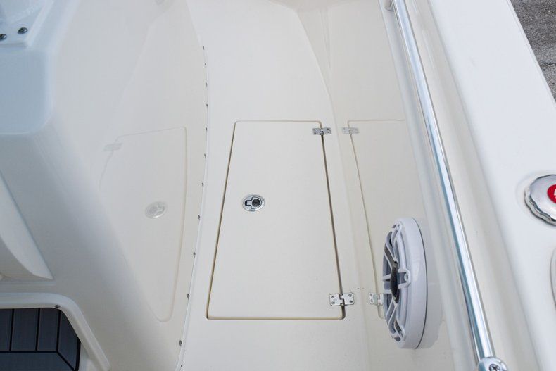 Thumbnail 18 for New 2020 Cobia 301 CC Center Console boat for sale in West Palm Beach, FL