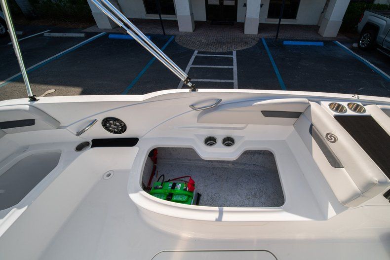 Thumbnail 13 for New 2020 Hurricane SS 185 OB boat for sale in West Palm Beach, FL
