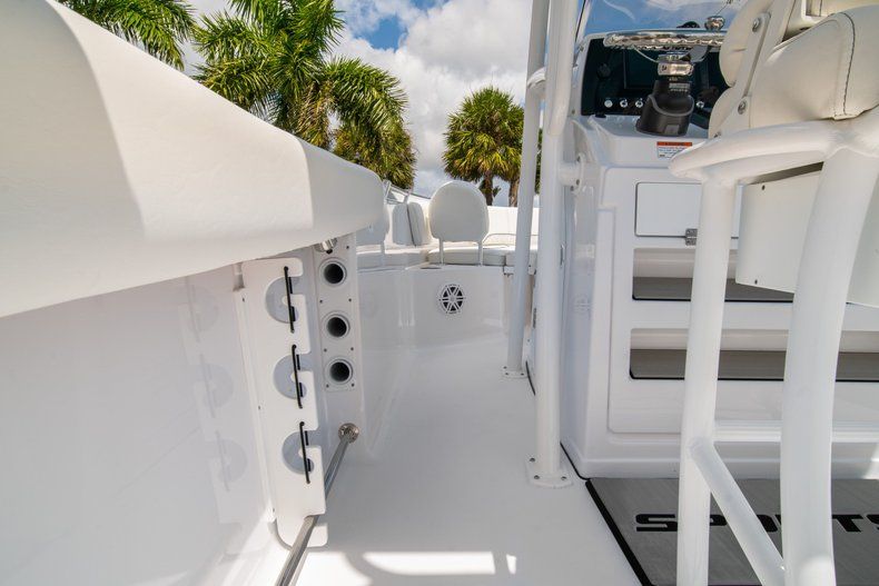 Thumbnail 18 for New 2020 Sportsman Open 232 Center Console boat for sale in West Palm Beach, FL