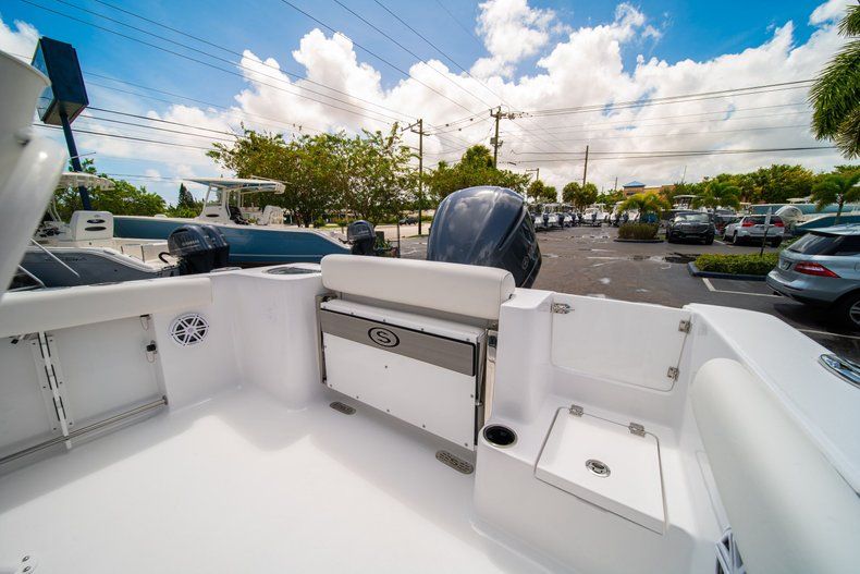 Thumbnail 9 for New 2020 Sportsman Open 232 Center Console boat for sale in West Palm Beach, FL