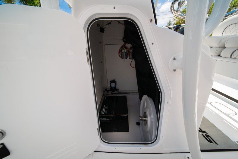 Thumbnail 35 for New 2020 Sportsman Open 232 Center Console boat for sale in West Palm Beach, FL