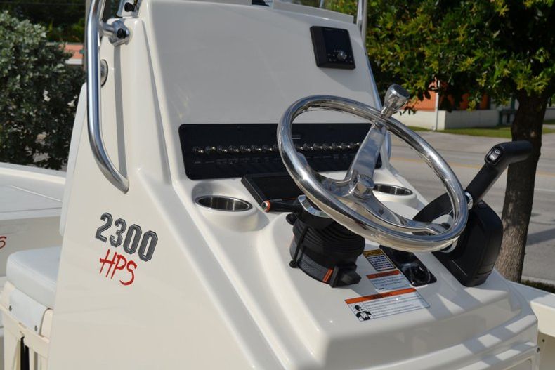 Thumbnail 13 for New 2020 Pathfinder 2300 HPS Bay Boat boat for sale in Vero Beach, FL