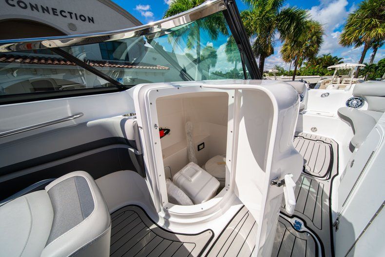 Thumbnail 20 for New 2020 Hurricane SD 2400 OB boat for sale in West Palm Beach, FL
