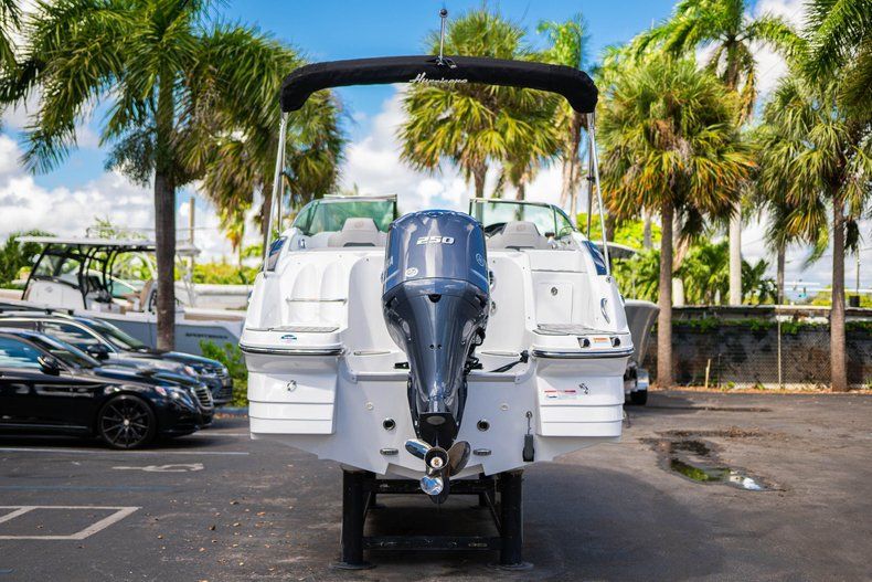 Thumbnail 6 for New 2020 Hurricane SD 2400 OB boat for sale in West Palm Beach, FL
