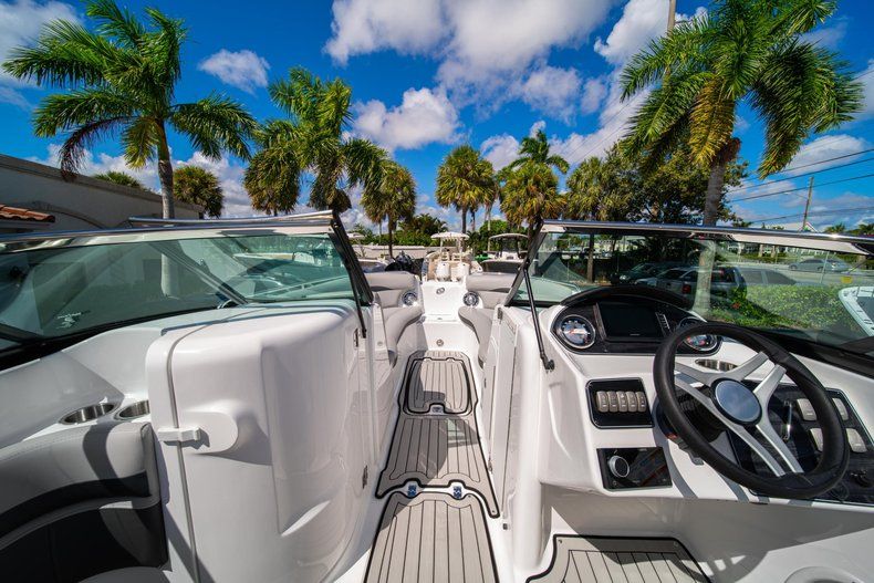 Thumbnail 23 for New 2020 Hurricane SD 2400 OB boat for sale in West Palm Beach, FL