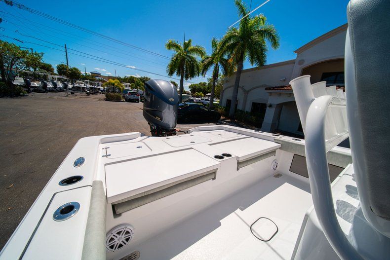 Thumbnail 12 for New 2020 Sportsman Masters 267 Bay Boat boat for sale in Stuart, FL