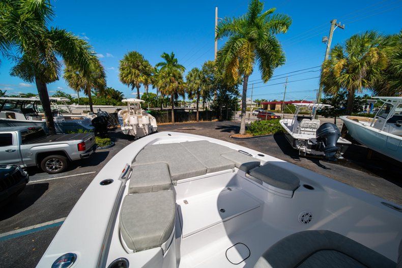 Thumbnail 40 for New 2020 Sportsman Masters 267 Bay Boat boat for sale in Stuart, FL