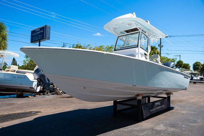 Thumbnail 3 for New 2020 Sportsman Masters 267 Bay Boat boat for sale in Stuart, FL
