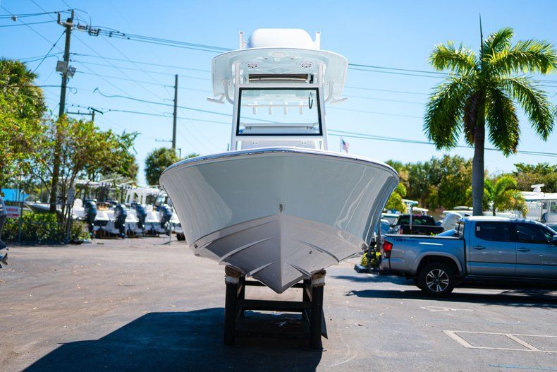 Thumbnail 2 for New 2020 Sportsman Masters 267 Bay Boat boat for sale in Stuart, FL