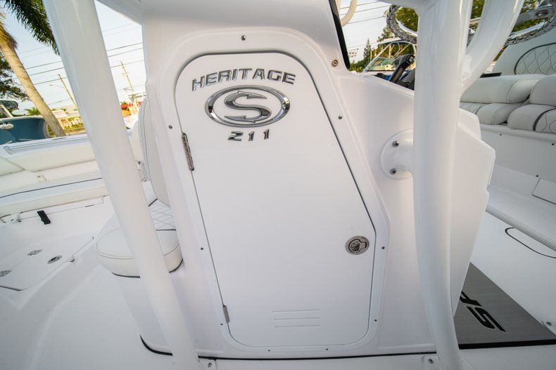 Thumbnail 27 for New 2020 Sportsman Heritage 211 Center Console boat for sale in Vero Beach, FL