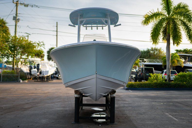 Thumbnail 2 for New 2020 Sportsman Heritage 211 Center Console boat for sale in Vero Beach, FL