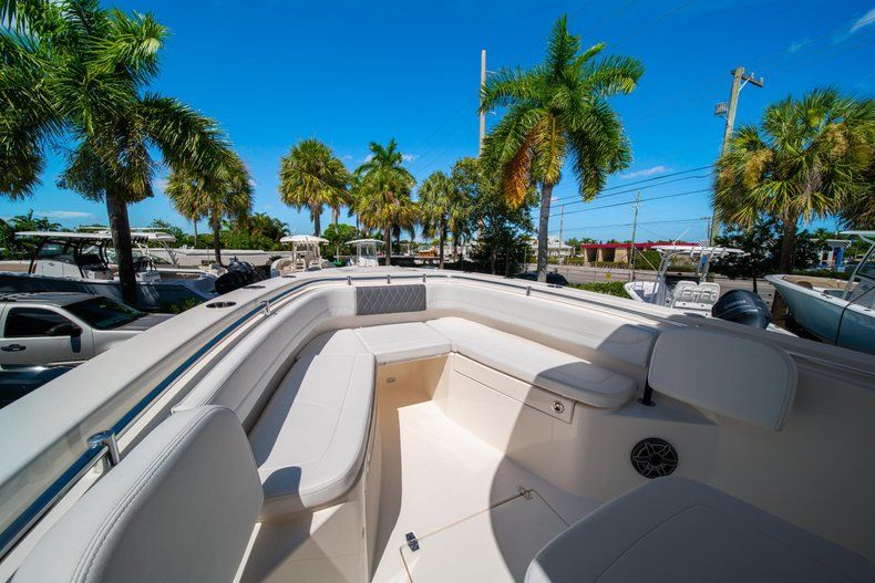 Thumbnail 36 for New 2020 Cobia 262 CC Center Console boat for sale in West Palm Beach, FL
