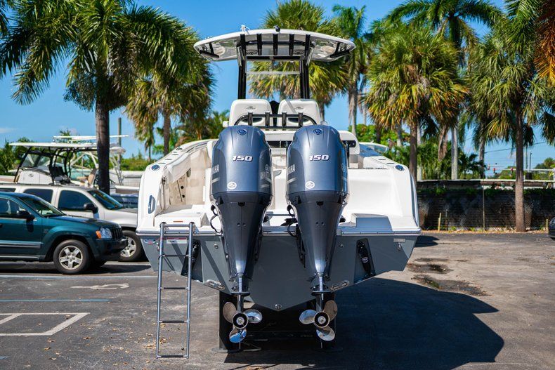 Thumbnail 6 for New 2020 Cobia 262 CC Center Console boat for sale in West Palm Beach, FL