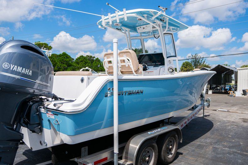 Thumbnail 4 for Used 2019 Sportsman Open 252 Center Console boat for sale in West Palm Beach, FL