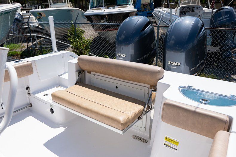 Thumbnail 9 for Used 2019 Sportsman Open 252 Center Console boat for sale in West Palm Beach, FL