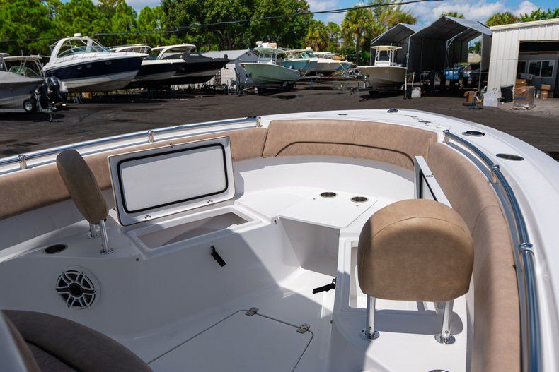 Thumbnail 30 for Used 2019 Sportsman Open 252 Center Console boat for sale in West Palm Beach, FL
