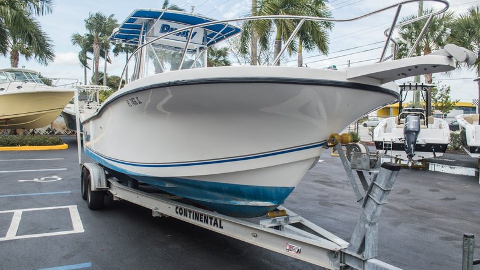 Used 1995 Dusky Marine 256 FC #5286 image 5