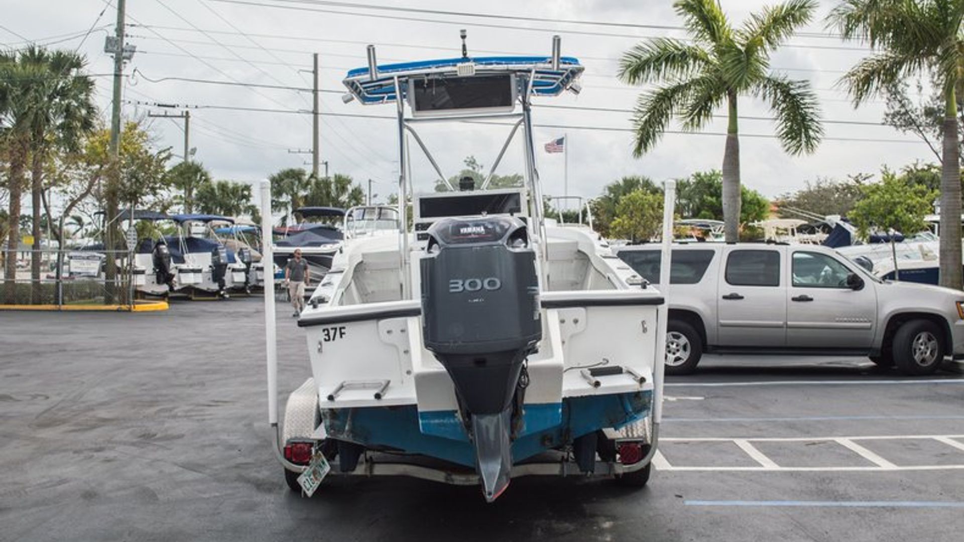 Used 1995 Dusky Marine 256 FC #5286 image 9