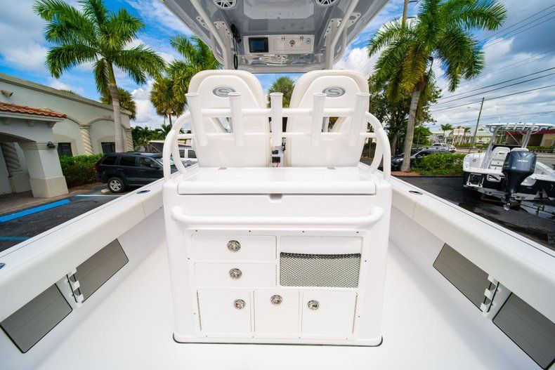 Thumbnail 18 for New 2020 Sportsman Masters 267OE Bay Boat boat for sale in West Palm Beach, FL