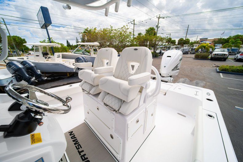 Thumbnail 31 for New 2020 Sportsman Masters 267OE Bay Boat boat for sale in West Palm Beach, FL