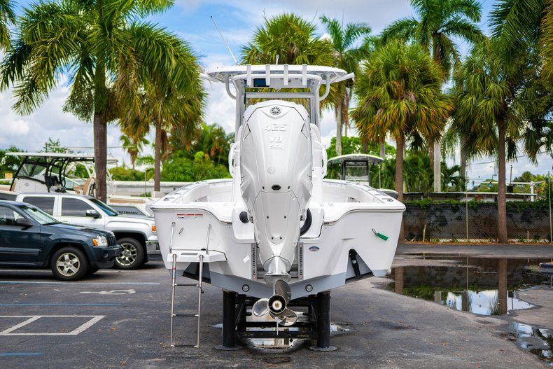Thumbnail 6 for New 2020 Sportsman Masters 267OE Bay Boat boat for sale in West Palm Beach, FL