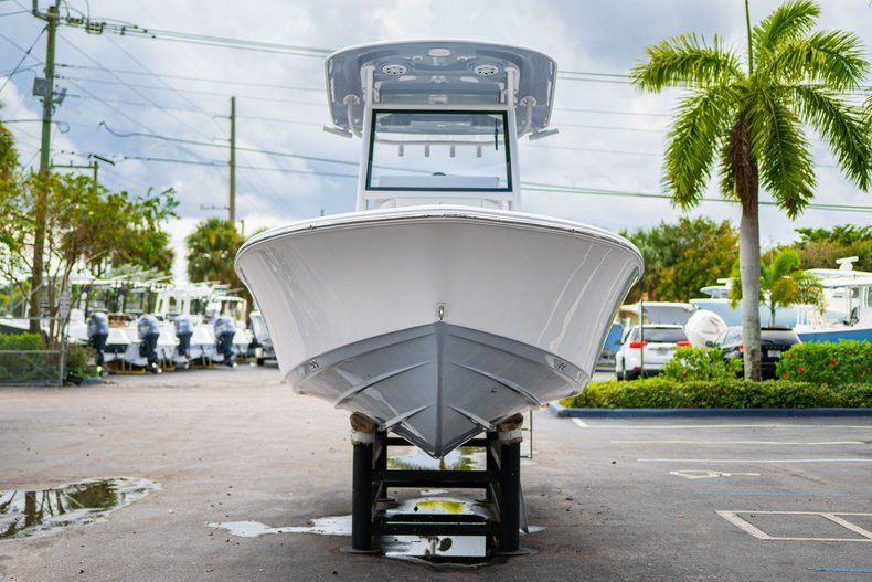 Thumbnail 2 for New 2020 Sportsman Masters 267OE Bay Boat boat for sale in West Palm Beach, FL