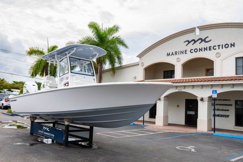 Thumbnail 1 for New 2020 Sportsman Masters 267OE Bay Boat boat for sale in West Palm Beach, FL