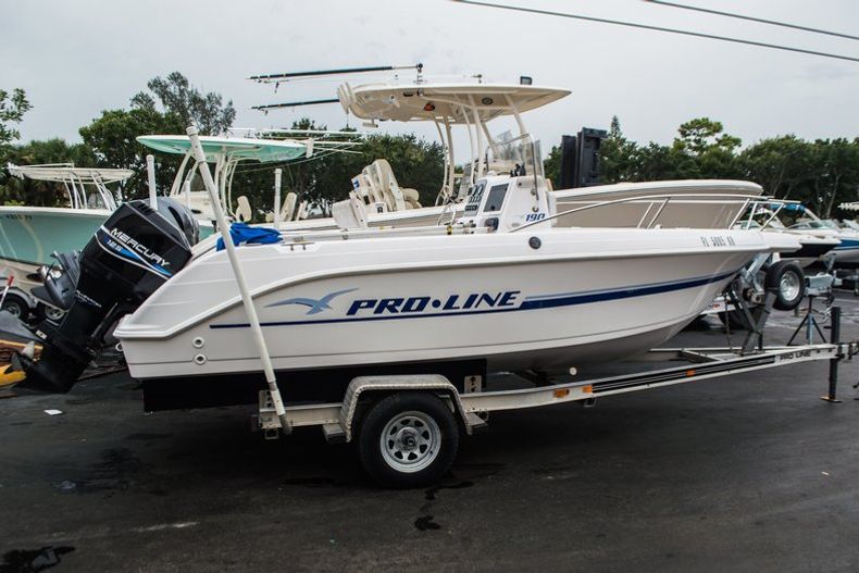 Used 1999 Pro-Line 190 CC Center Console boat for sale in West Palm Beach, FL