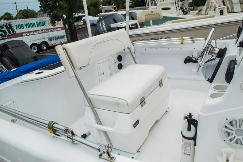 Thumbnail 6 for Used 1999 Pro-Line 190 CC Center Console boat for sale in West Palm Beach, FL