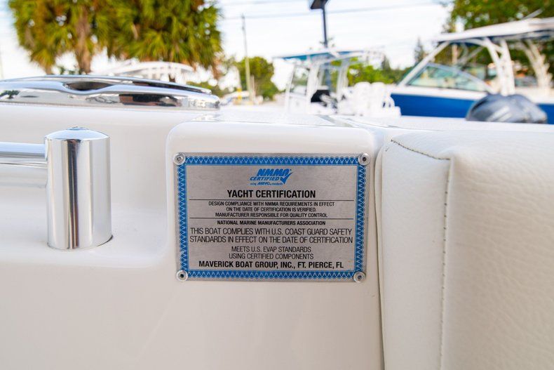 Thumbnail 40 for New 2020 Cobia 301 CC Center Console boat for sale in West Palm Beach, FL