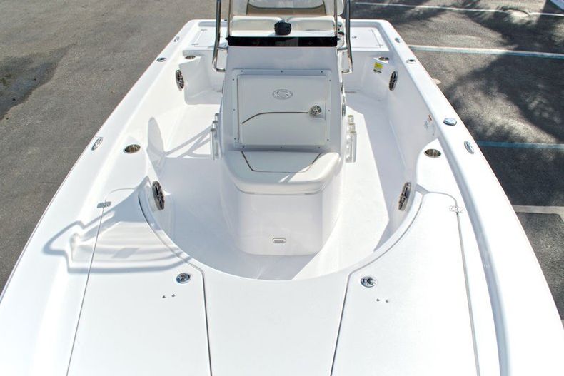 Thumbnail 62 for New 2014 Sportsman Masters 207 Bay Boat boat for sale in Miami, FL