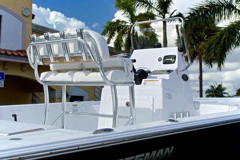 Thumbnail 9 for New 2014 Sportsman Masters 207 Bay Boat boat for sale in Miami, FL