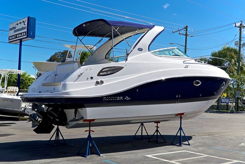 Thumbnail 5 for New 2014 Rinker 290 EC Express Cruiser boat for sale in West Palm Beach, FL