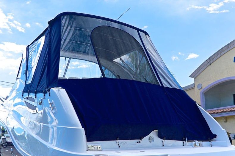 Thumbnail 17 for New 2014 Rinker 290 EC Express Cruiser boat for sale in West Palm Beach, FL