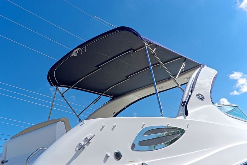 Thumbnail 22 for New 2014 Rinker 290 EC Express Cruiser boat for sale in West Palm Beach, FL