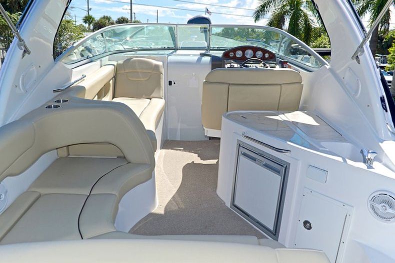 Thumbnail 52 for New 2014 Rinker 290 EC Express Cruiser boat for sale in West Palm Beach, FL