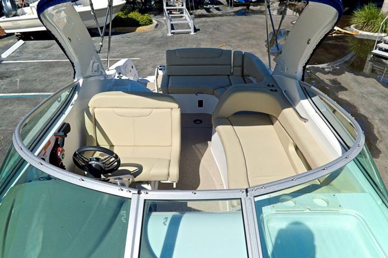 Thumbnail 112 for New 2014 Rinker 290 EC Express Cruiser boat for sale in West Palm Beach, FL