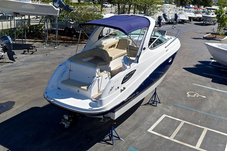 Thumbnail 157 for New 2014 Rinker 290 EC Express Cruiser boat for sale in West Palm Beach, FL