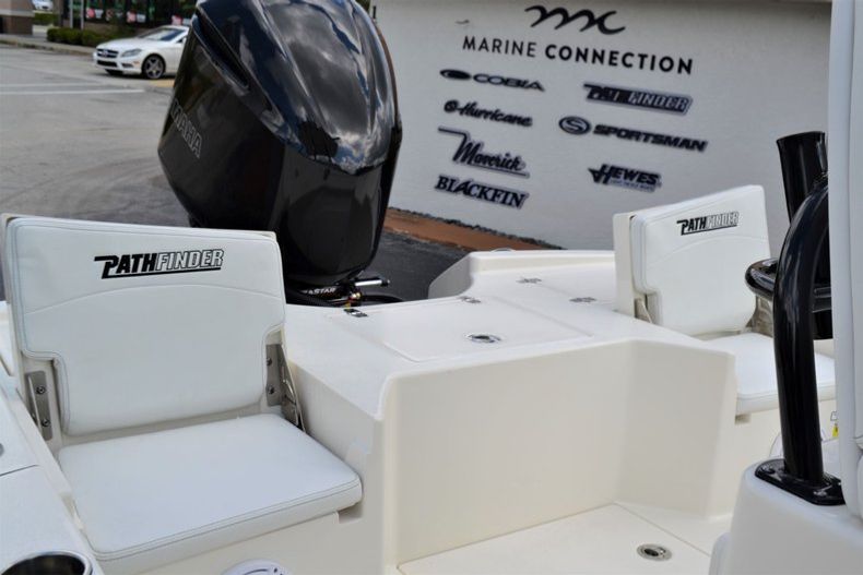 Thumbnail 21 for New 2020 Pathfinder 2500 Hybrid Bay Boat boat for sale in Fort Lauderdale, FL