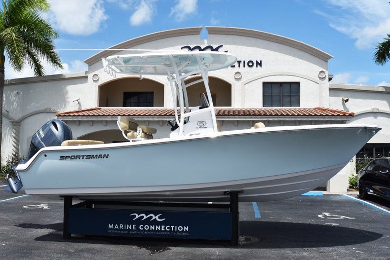 New 2019 Sportsman Heritage 211 Center Console boat for sale in Vero Beach, FL