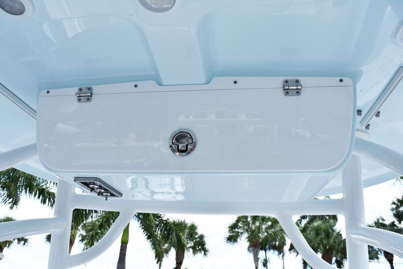 Thumbnail 30 for New 2019 Sportsman Heritage 211 Center Console boat for sale in Vero Beach, FL