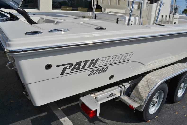 Thumbnail 7 for New 2015 Pathfinder 2200 TRS Bay Boat boat for sale in Vero Beach, FL