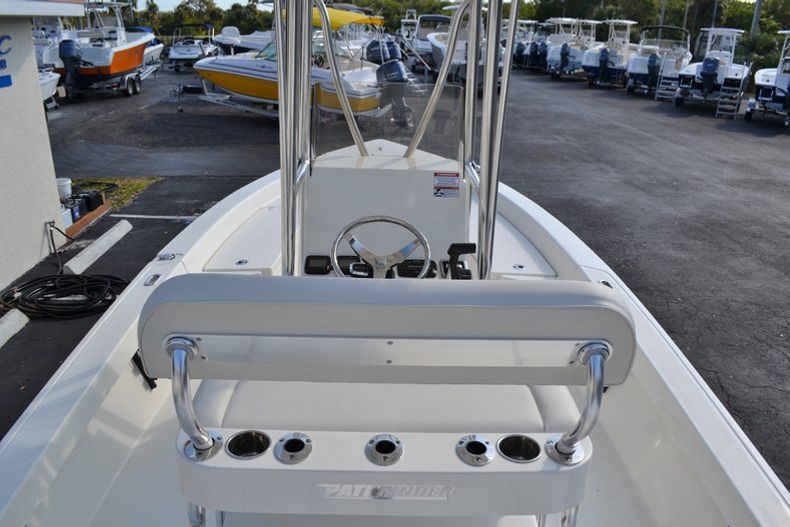 Thumbnail 12 for New 2015 Pathfinder 2200 TRS Bay Boat boat for sale in Vero Beach, FL