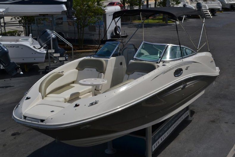 Thumbnail 109 for Used 2007 Sea Ray 260 Sundeck boat for sale in West Palm Beach, FL