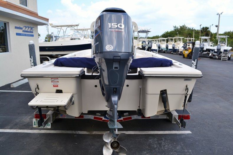 Thumbnail 5 for Used 2011 Pathfinder 2200 TRS Bay Boat boat for sale in Vero Beach, FL