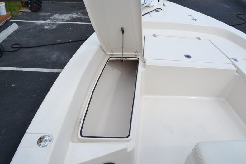 Thumbnail 18 for Used 2011 Pathfinder 2200 TRS Bay Boat boat for sale in Vero Beach, FL