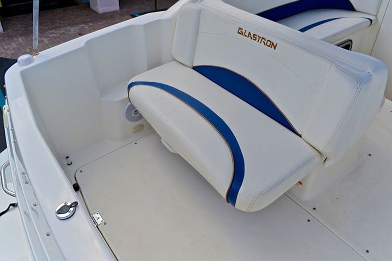 Thumbnail 22 for Used 2005 Glastron GS 249 Sport Cruiser boat for sale in West Palm Beach, FL