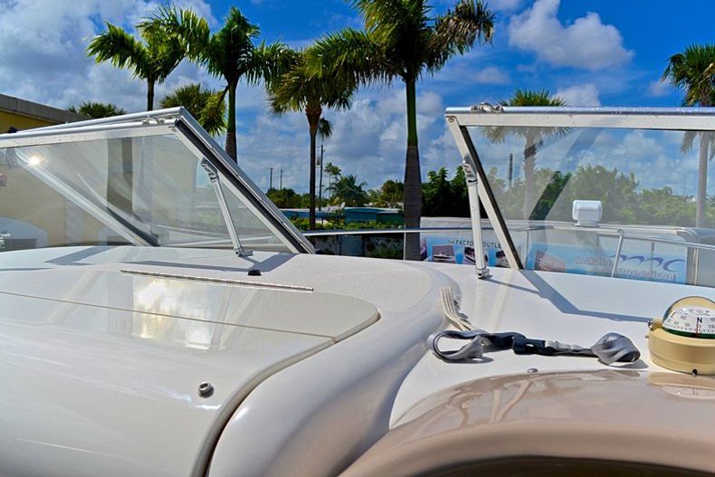 Thumbnail 39 for Used 2005 Glastron GS 249 Sport Cruiser boat for sale in West Palm Beach, FL