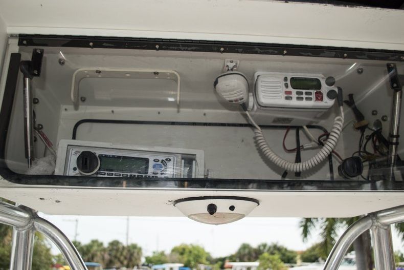 Thumbnail 9 for Used 2004 Century 2200 Center Console boat for sale in West Palm Beach, FL